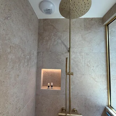 Апартаменты Marathi Elegance T2 Neuf Avec Privatif *
